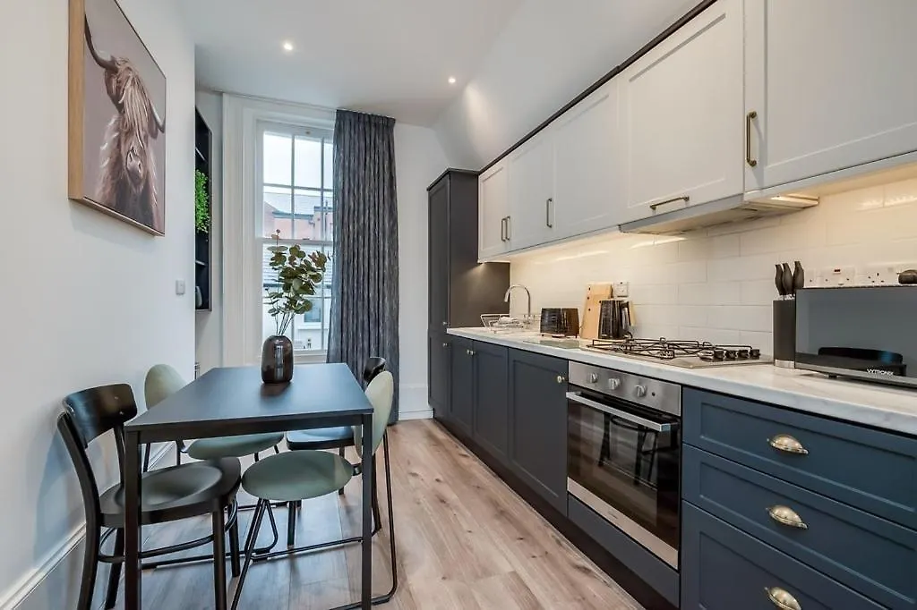 Central Belfast Apartments Queen'S Lofts